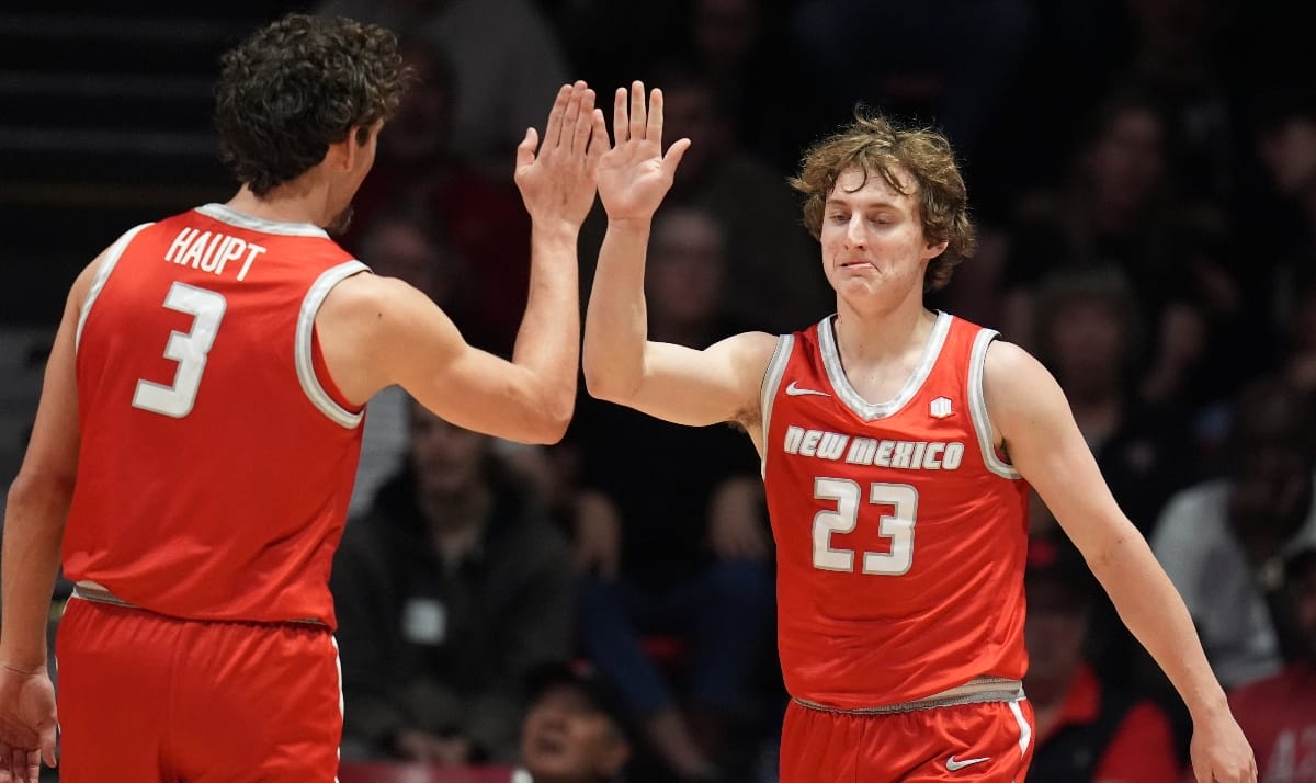 New Mexico guard Jake Hall