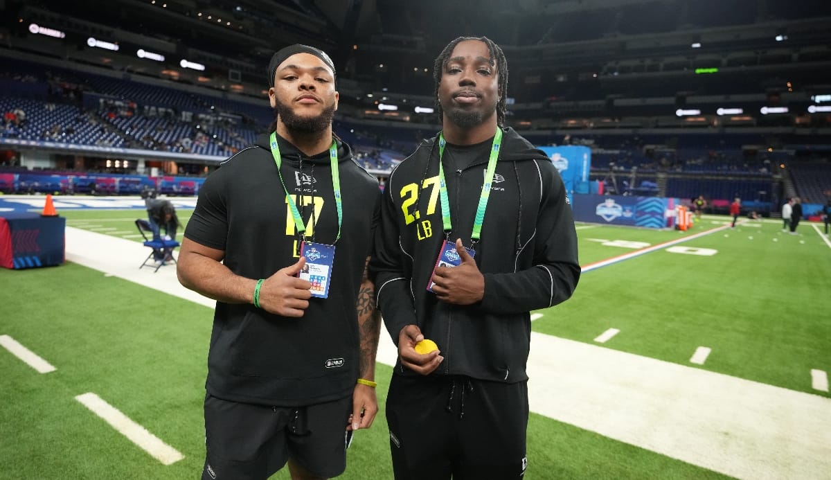 Buffalo linebacker Red Murdock